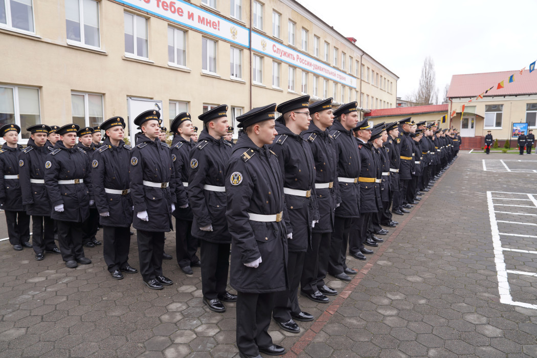 В морях ваши дороги