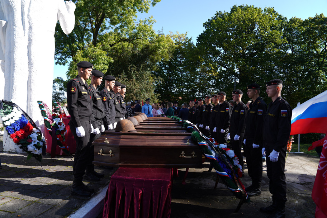 Нет забвения у подвига Нет забвения у подвига