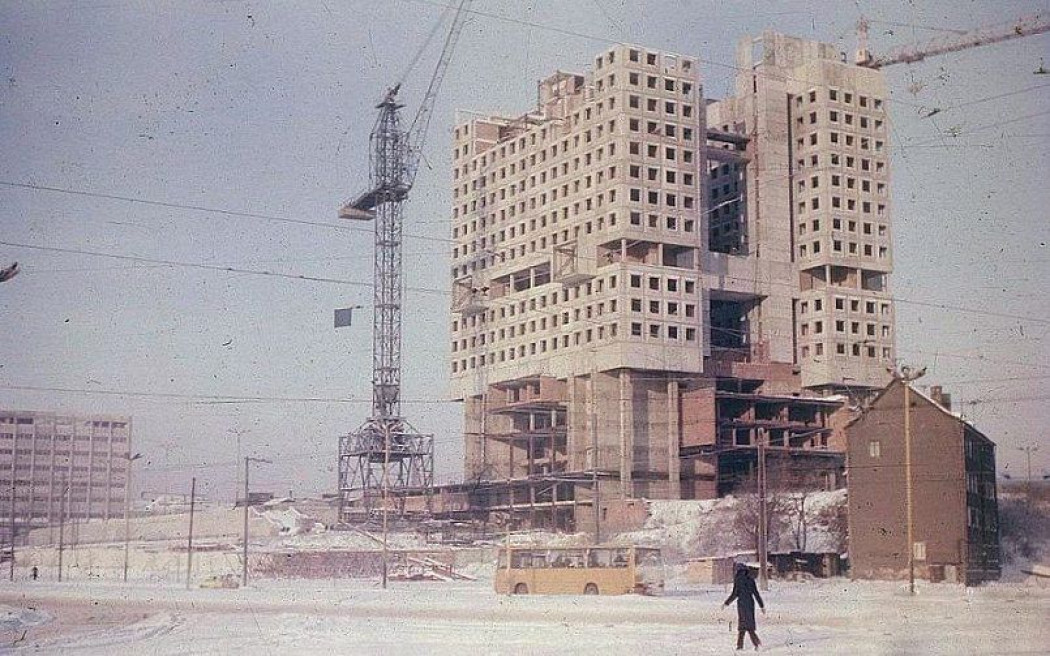 Призрак на холме