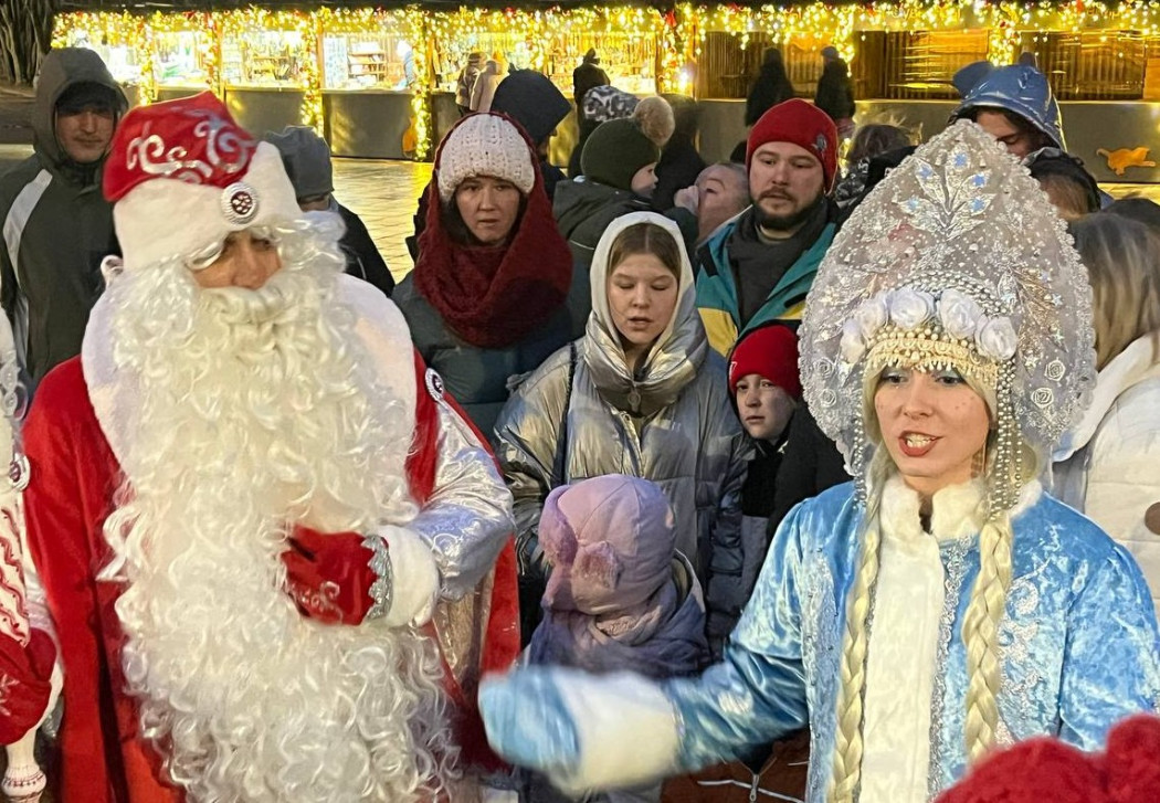 В Зеленоградске отметили день рождения Деда Мороза! В Зеленоградске отметили день рождения Деда Мороза!