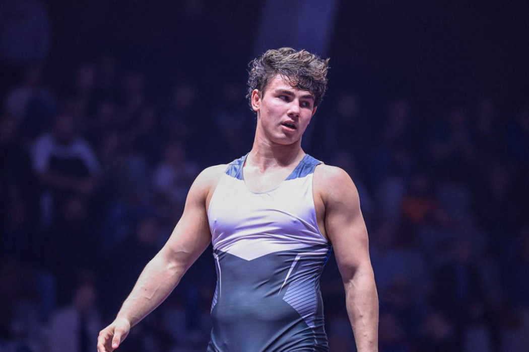 Борец-чемпион Борец-чемпион