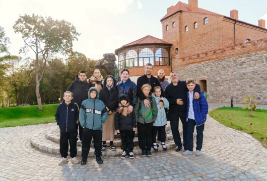 Теперь они к нам!