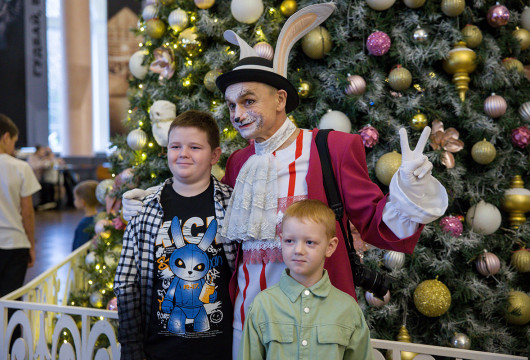 На ёлке у губернатора