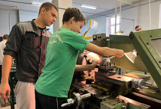 «Профессионалитет» открыл двери