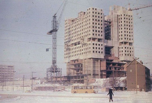 Призрак на холме