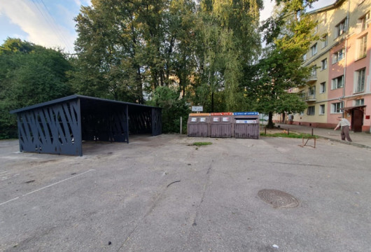 В Калининграде обновляют контейнерные площадки