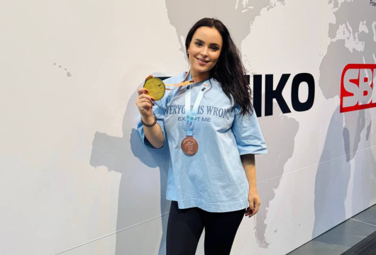 Спортсменка, комсомолка!