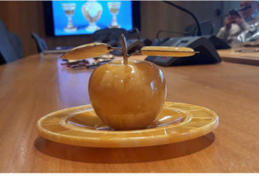 Янтарный народный художественный промысел
