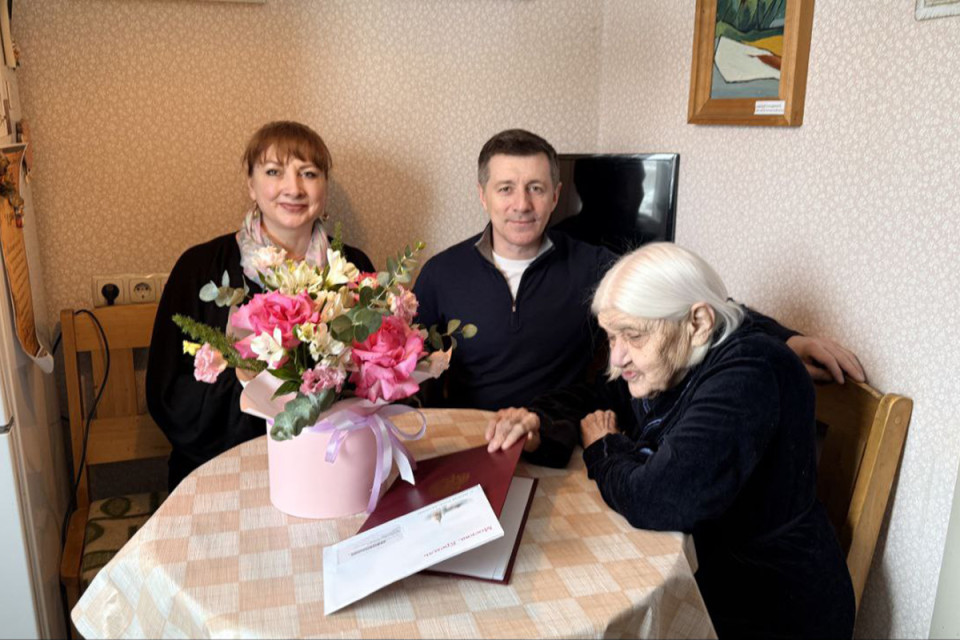 Выдержала испытания, сохранив веру Выдержала испытания, сохранив веру