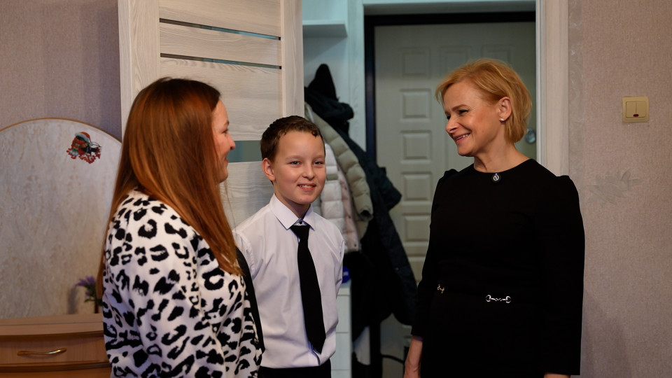 Помогала сама, теперь помогли ей