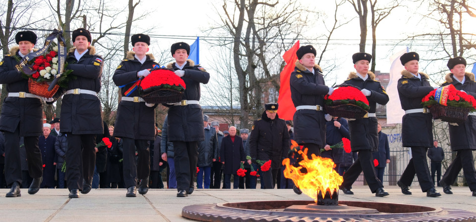 В праздник перекроют движение